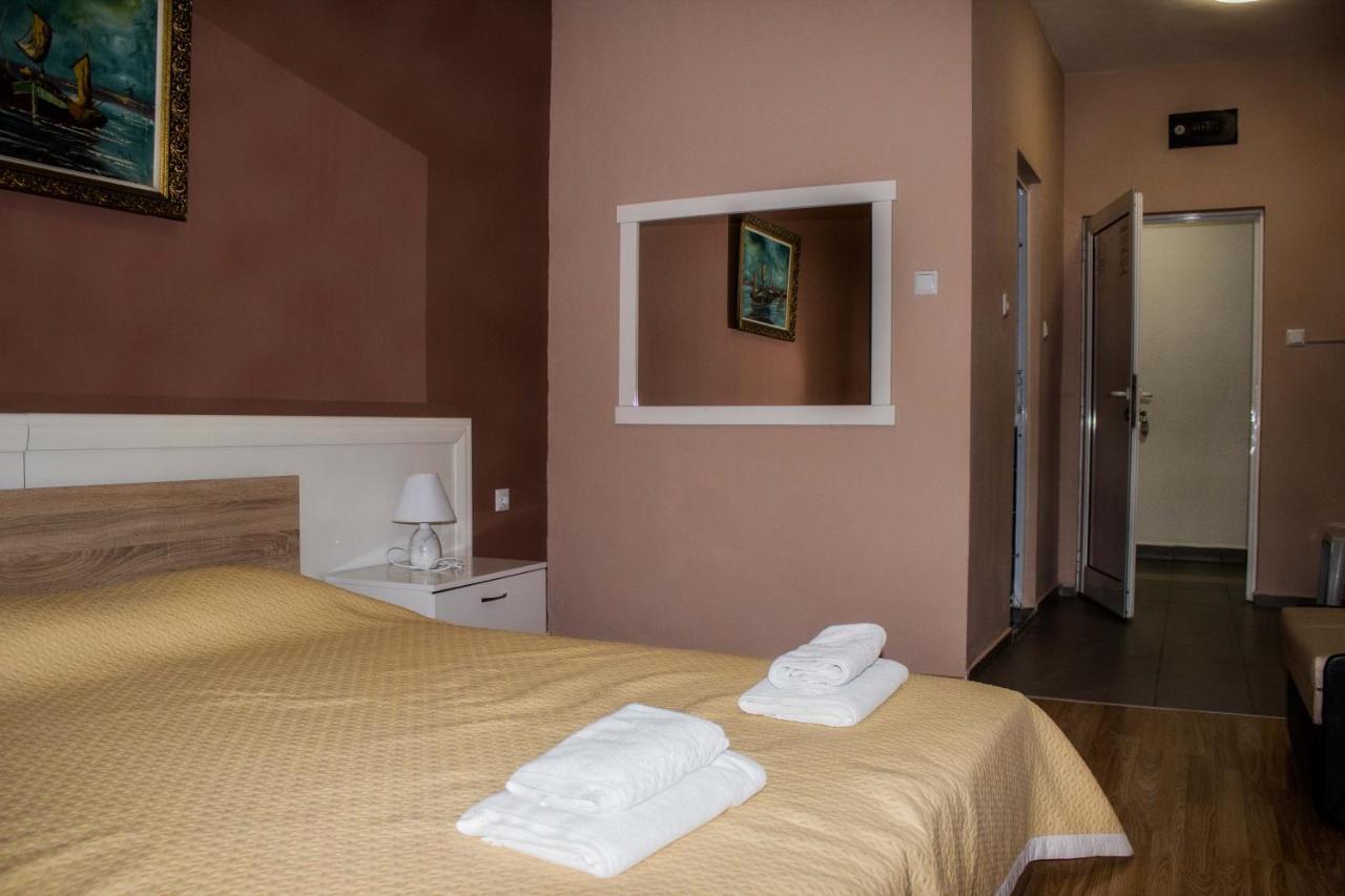 Noy Golden Sands
