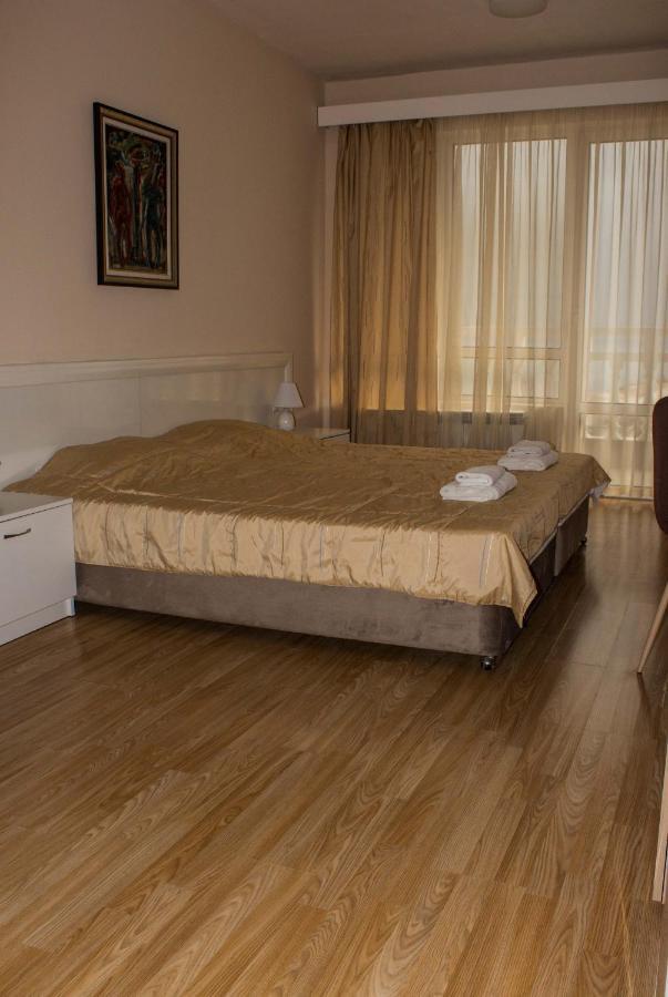 Hotel Noy 3*